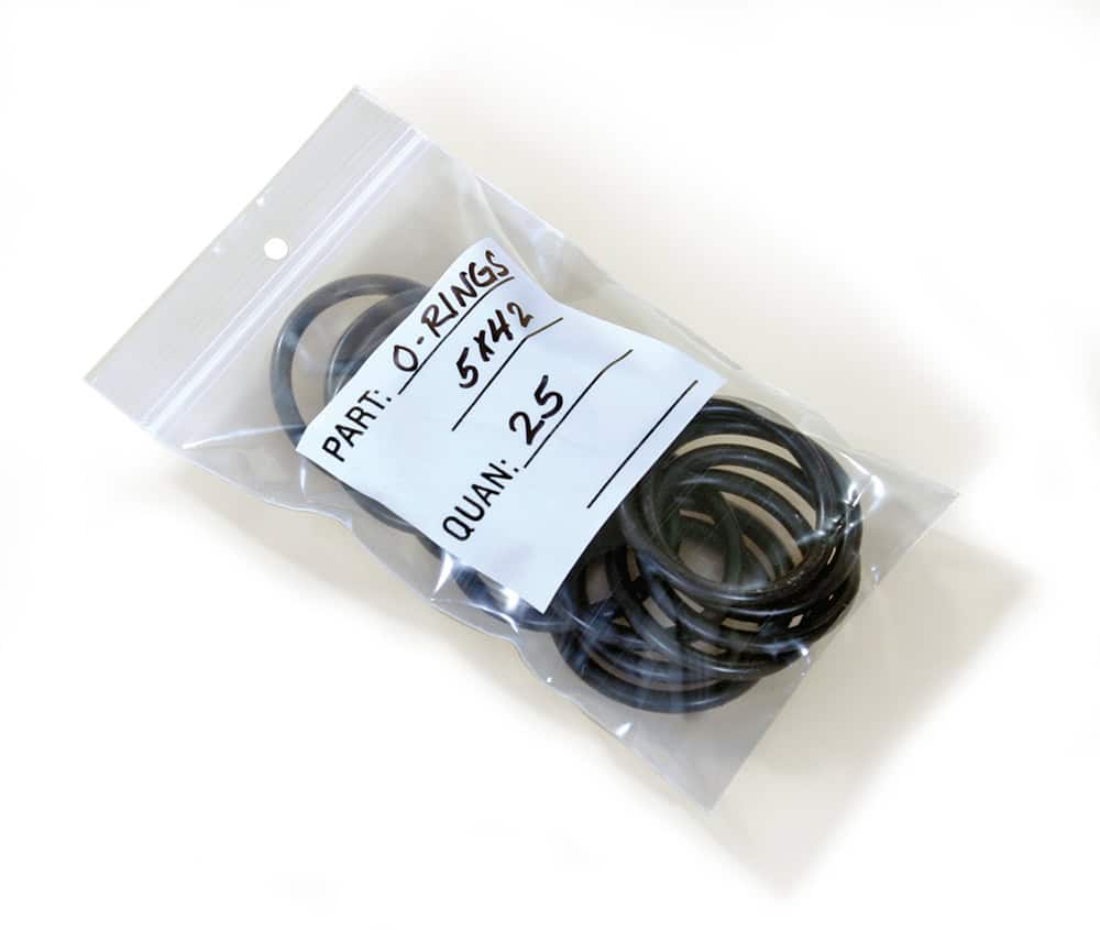 3 x 2 RetailSource P030202MW1000 Minigrip/ White Block Reclosable Poly Bags 2 mil 3 x 2 Pack of 1000 Clear
